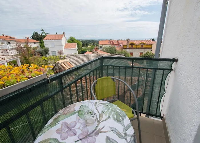 Gabi, Appartement